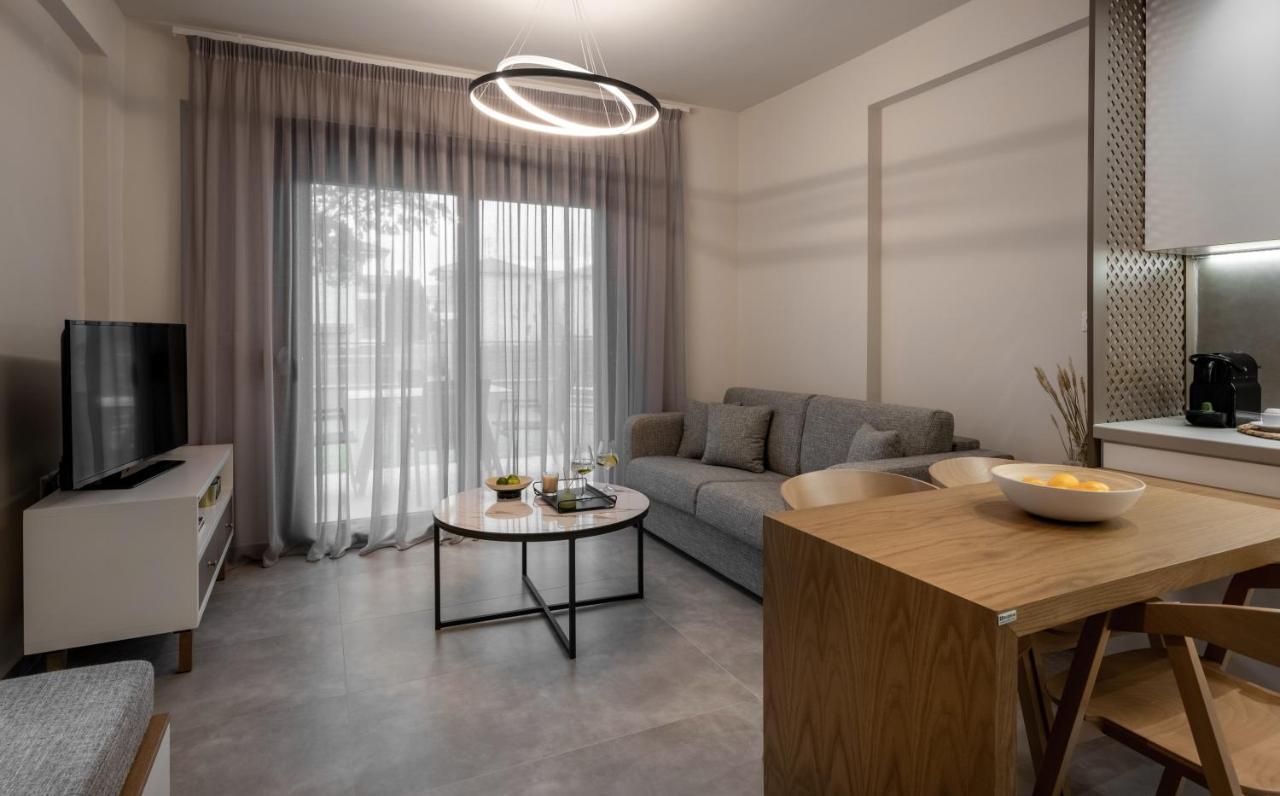 Iris Suites Nikiti المظهر الخارجي الصورة
