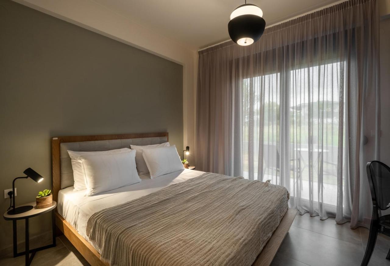 Iris Suites Nikiti المظهر الخارجي الصورة