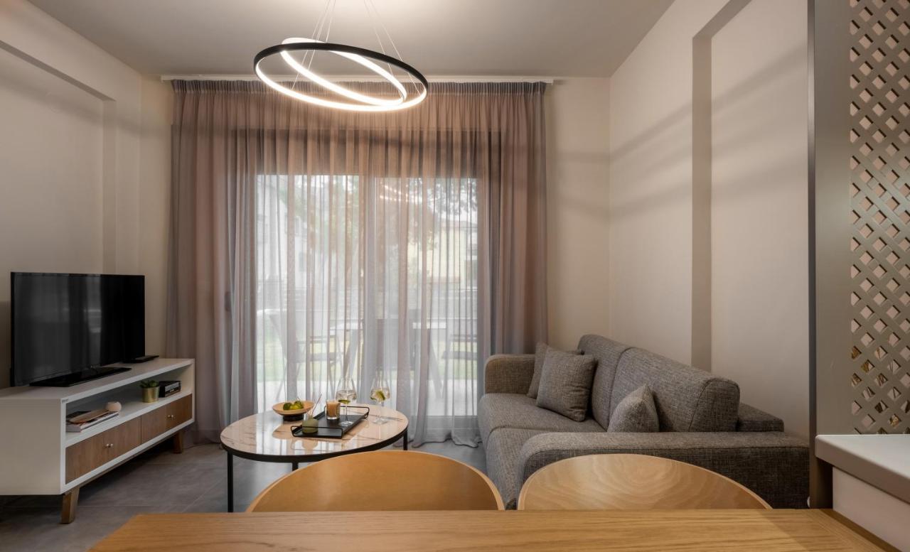Iris Suites Nikiti المظهر الخارجي الصورة