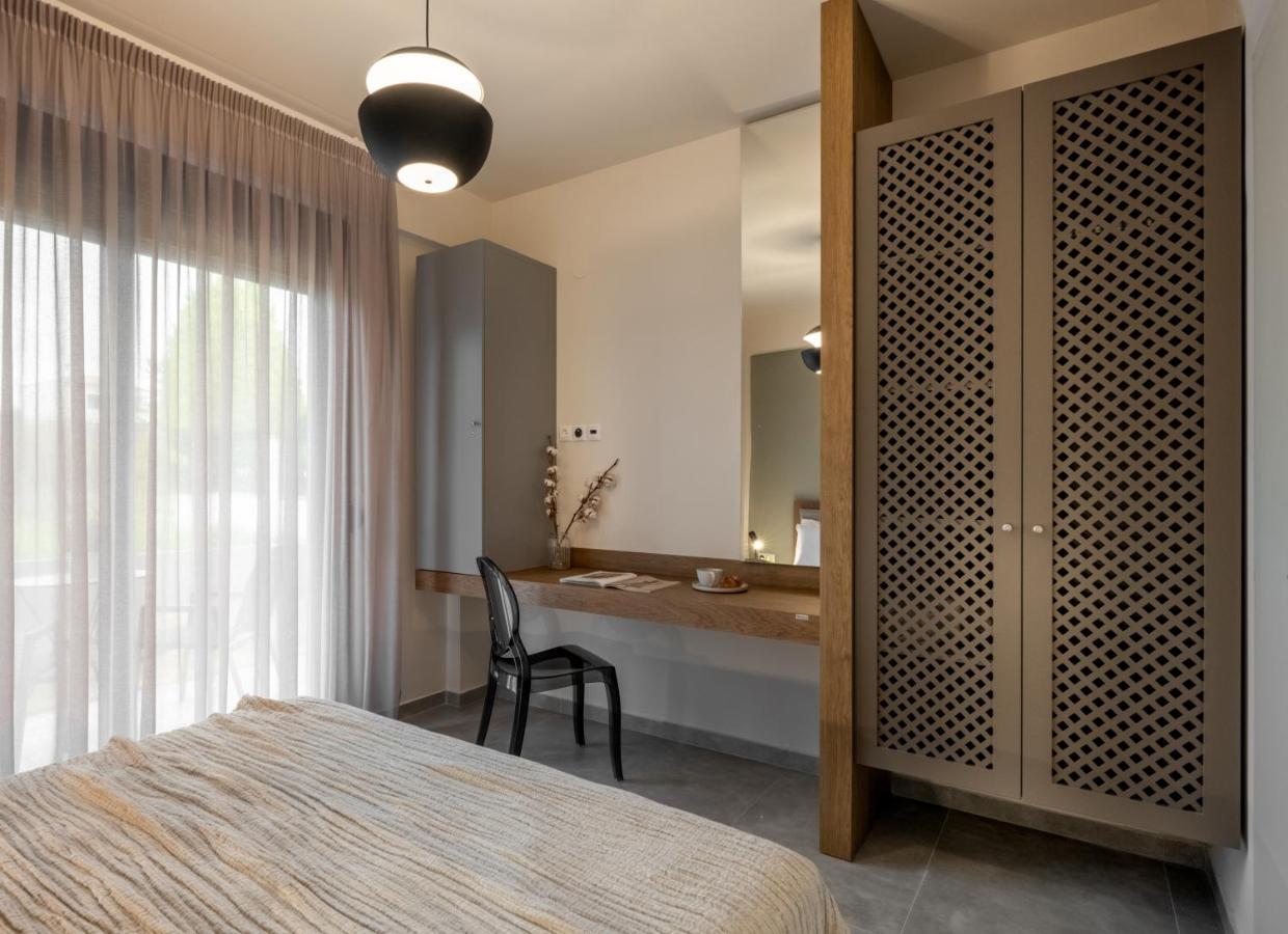 Iris Suites Nikiti المظهر الخارجي الصورة